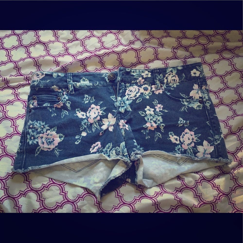 Floral denim shorts