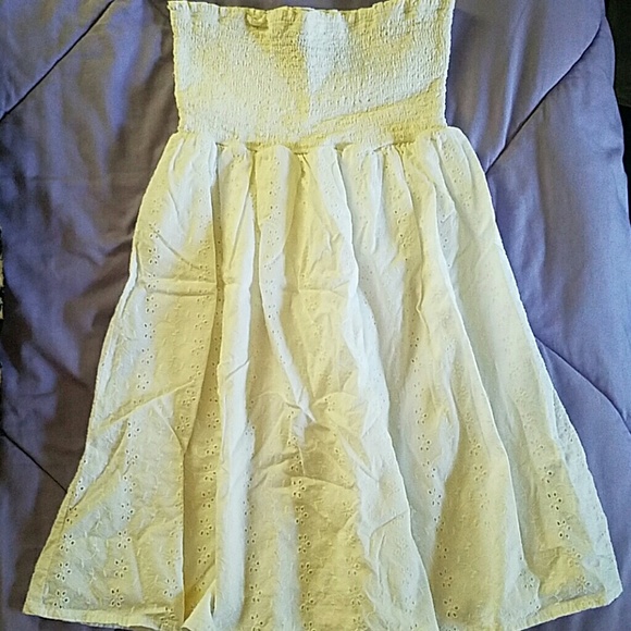 White summer dress! - Picture 1 of 3