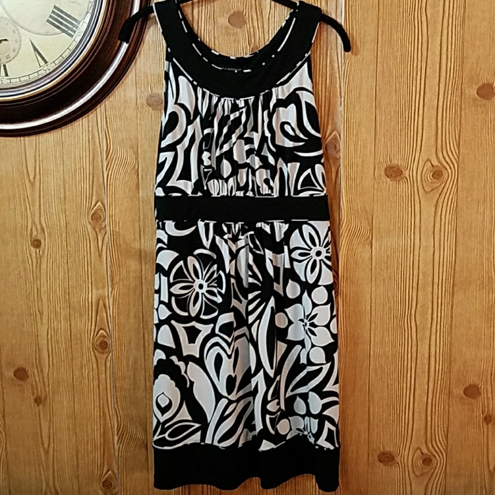 ♀En Focus Studios Dress♀