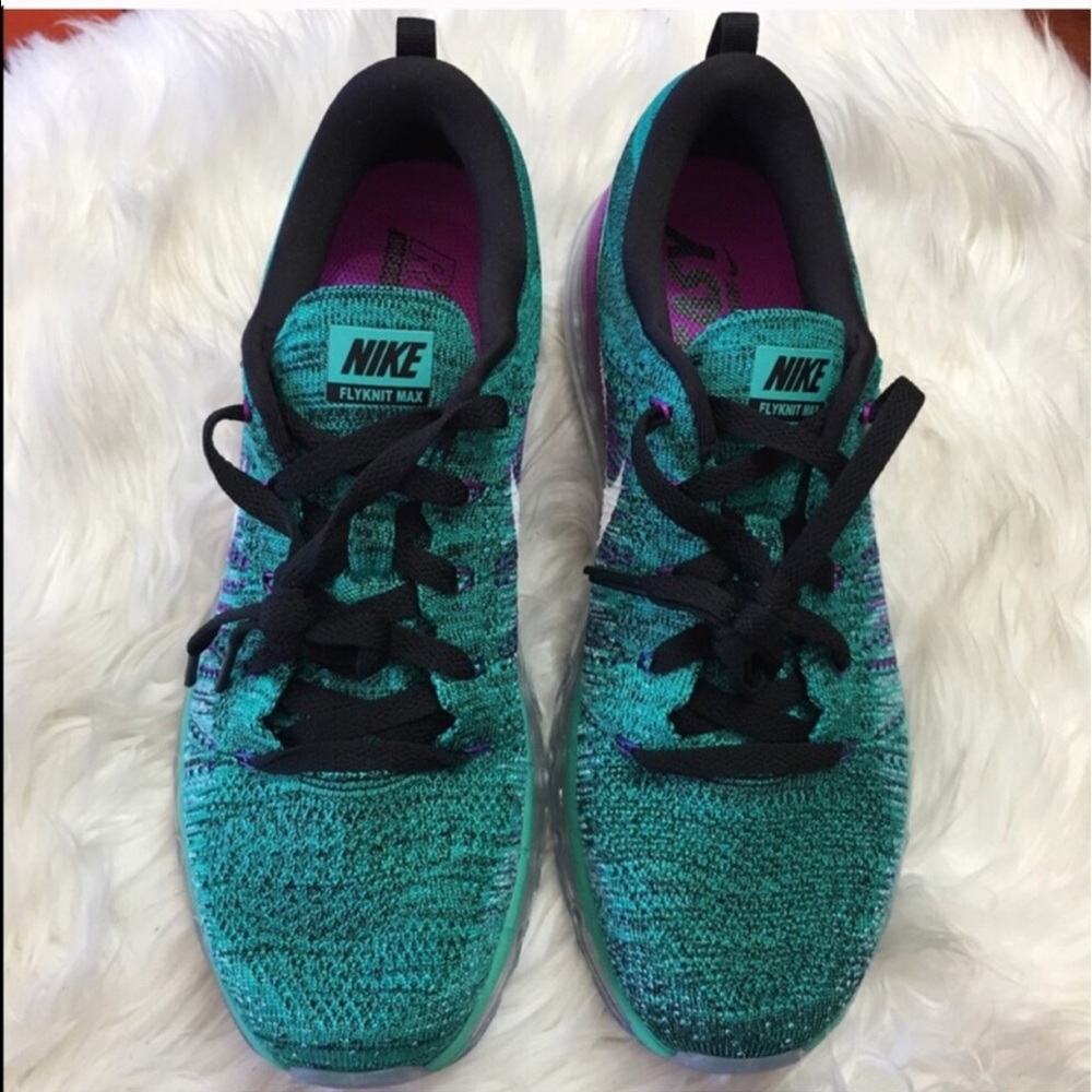 🚨LAST CHANCE TONIGHT🚨 Nike Flyknit Max - Picture 2 of 5