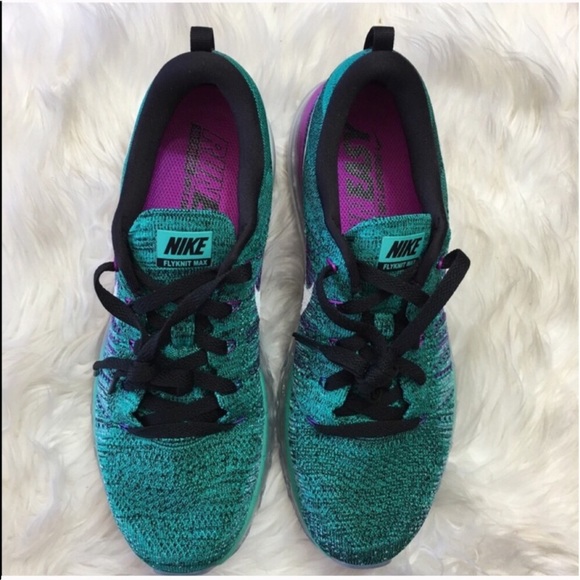 🚨LAST CHANCE TONIGHT🚨 Nike Flyknit Max - Picture 3 of 5