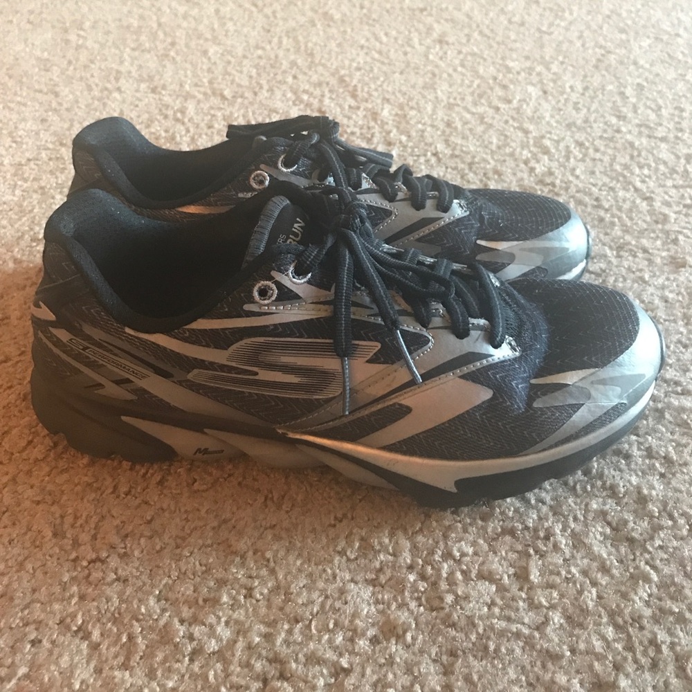 Women's Sketchers Performance Go Run 4 - Size 7.5