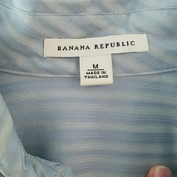 Button down with dramatic cuff - Picture 2 of 4