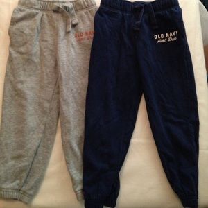 🔫(2) Old Navy pants for $12🔫