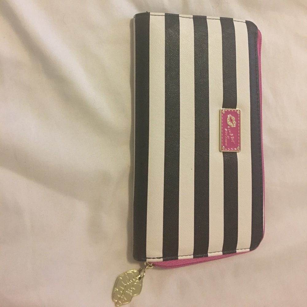 Love Betsey by Betsey Johnson wallet