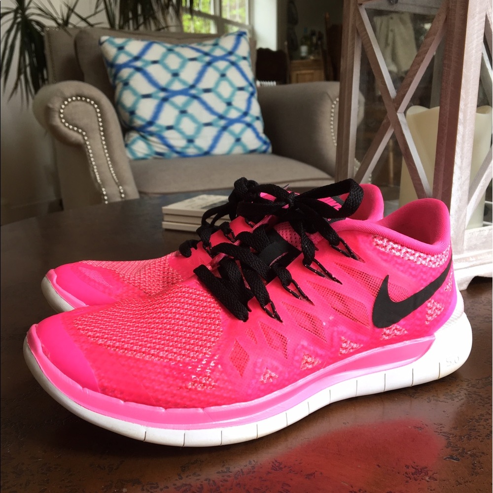 Pink Nike free run 5.0