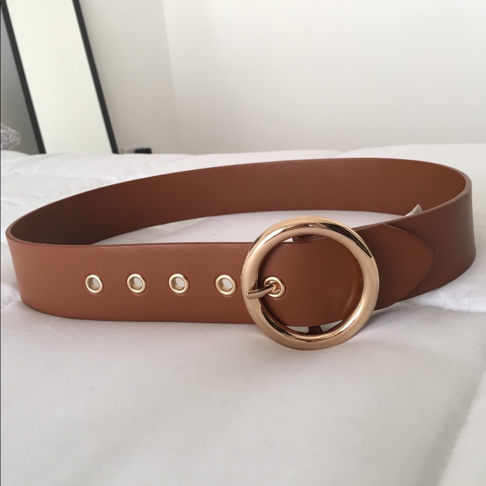 Camel waist belt