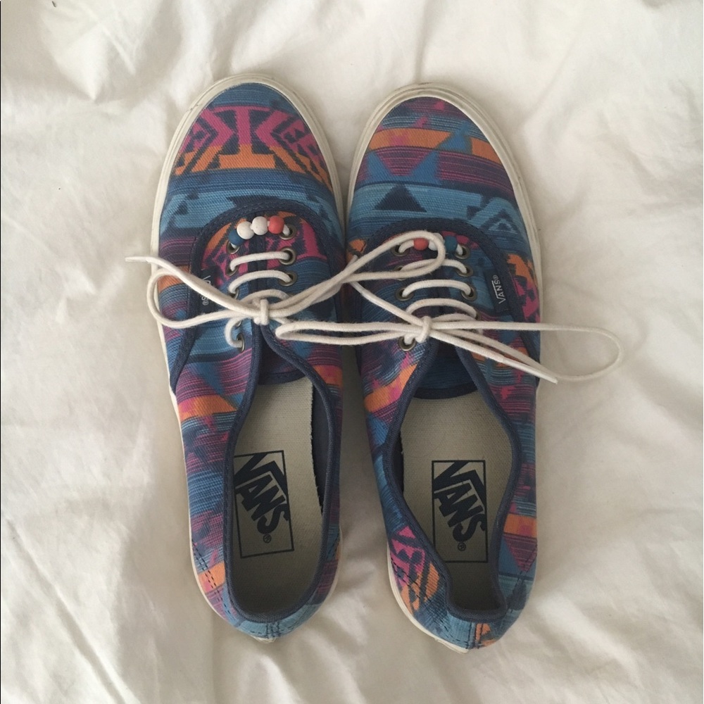 Tribal Print Vans - size 8
