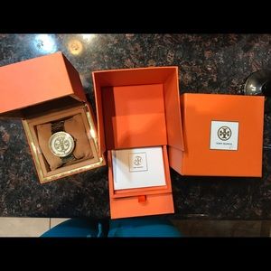 Tory Burch watch for female 👸🏻👸🏼👸🏽👸🏾👸🏿