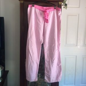 VICTORIA SECRET PINK stripped lounge pants