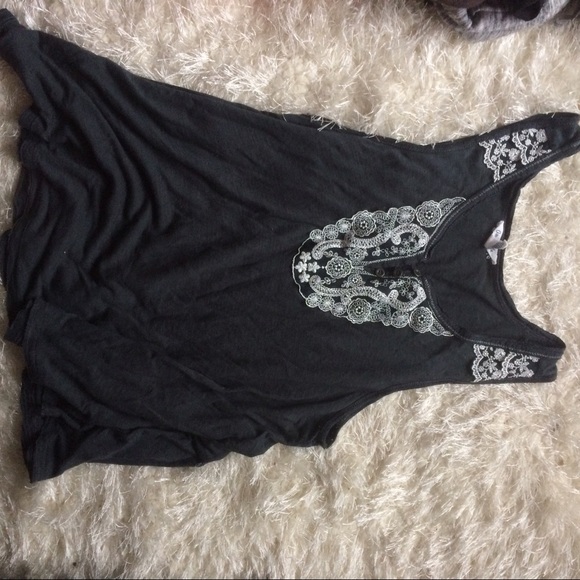 Tank - Picture 2 of 2