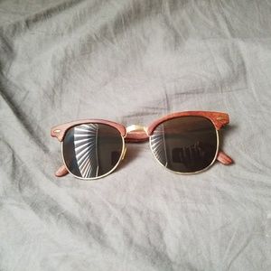 Faux Wood Horn-Rimmed Sunglasses