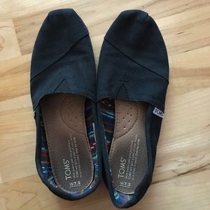 Black TOMs