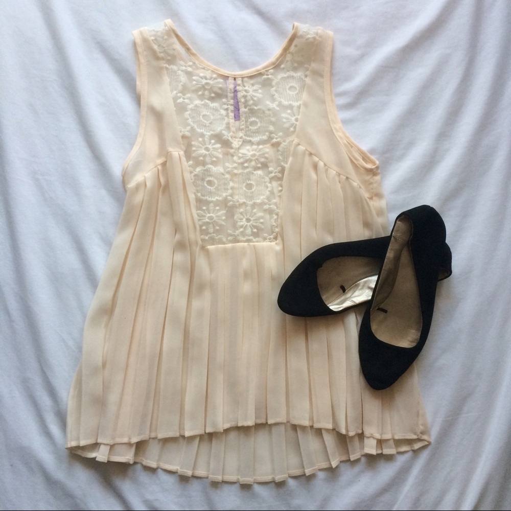 Nwot Francesca's top