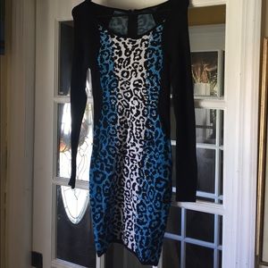 Very cute Guess print Bodycon dress 👗👗