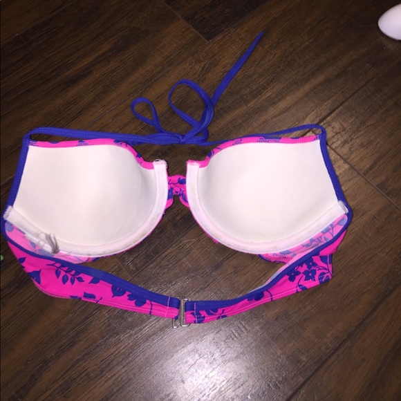 Sold - Picture 3 of 5