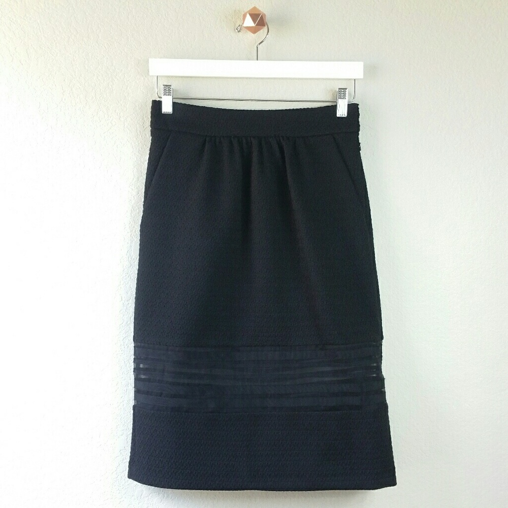 BADGLEY MISCHKA textured silk-trimmed black skirt - Picture 3 of 6