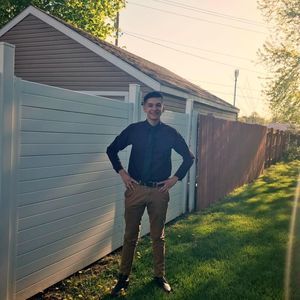 Meet your Posher, Elton