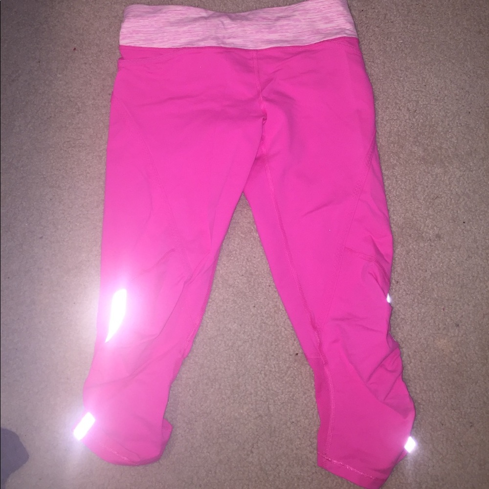 Lululemon reversible crop leggings NWOT