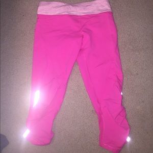 Lululemon reversible crop leggings NWOT
