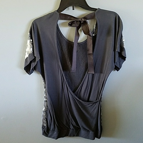 Top - Picture 2 of 2