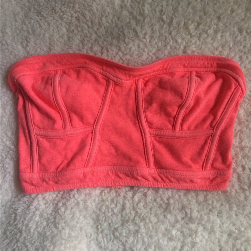 American Eagle crop top