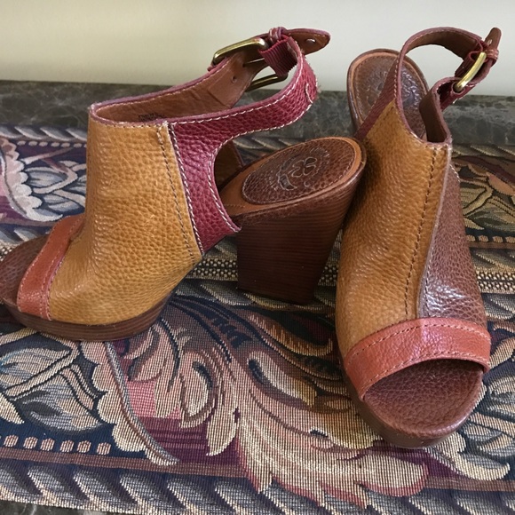 LUCKY BRAND Shoes - ☘️☘️LUCKY BRAND PEEP TOE HEELS-8.5☘️☘️