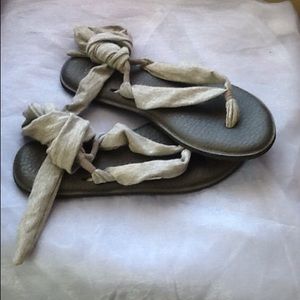 Yoga mat sandals