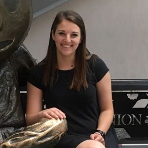 Meet your Posher, Dana