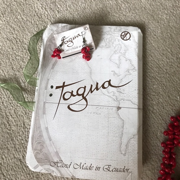 Handmade Tagua Jewelry Set - Made in 🇪🇨 Ecuador - Picture 2 of 5