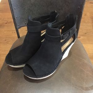 UGG Jolina Jute Wedge Sandals