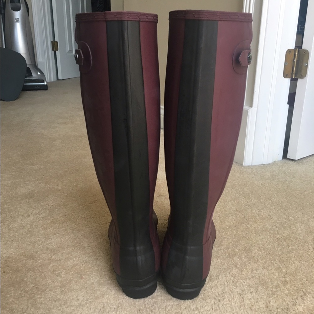 SOLD-Hunter Two Toned Boots - Picture 4 of 4