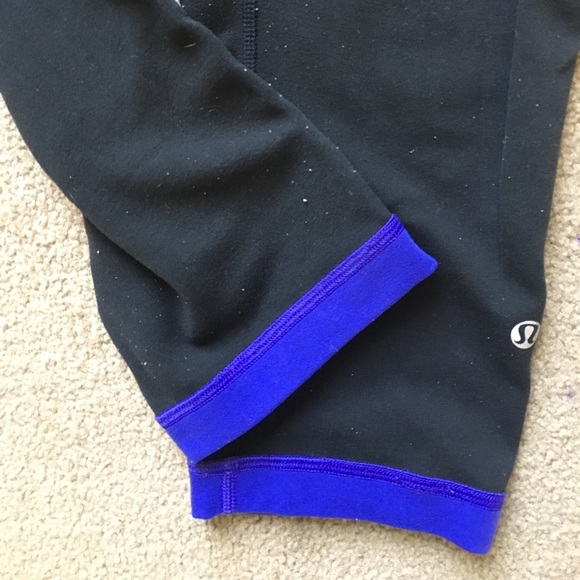 Reversible lululemon leggings - Picture 2 of 3