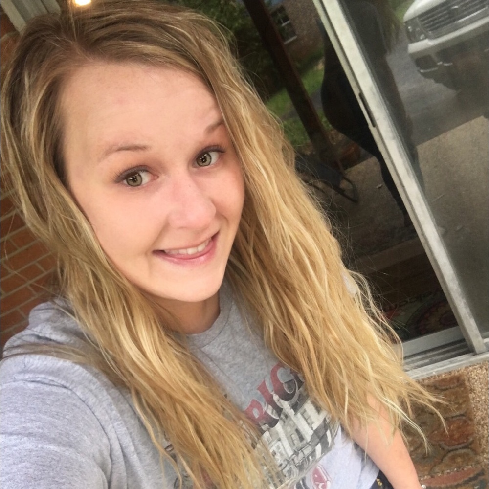 Meet your Posher, Katie