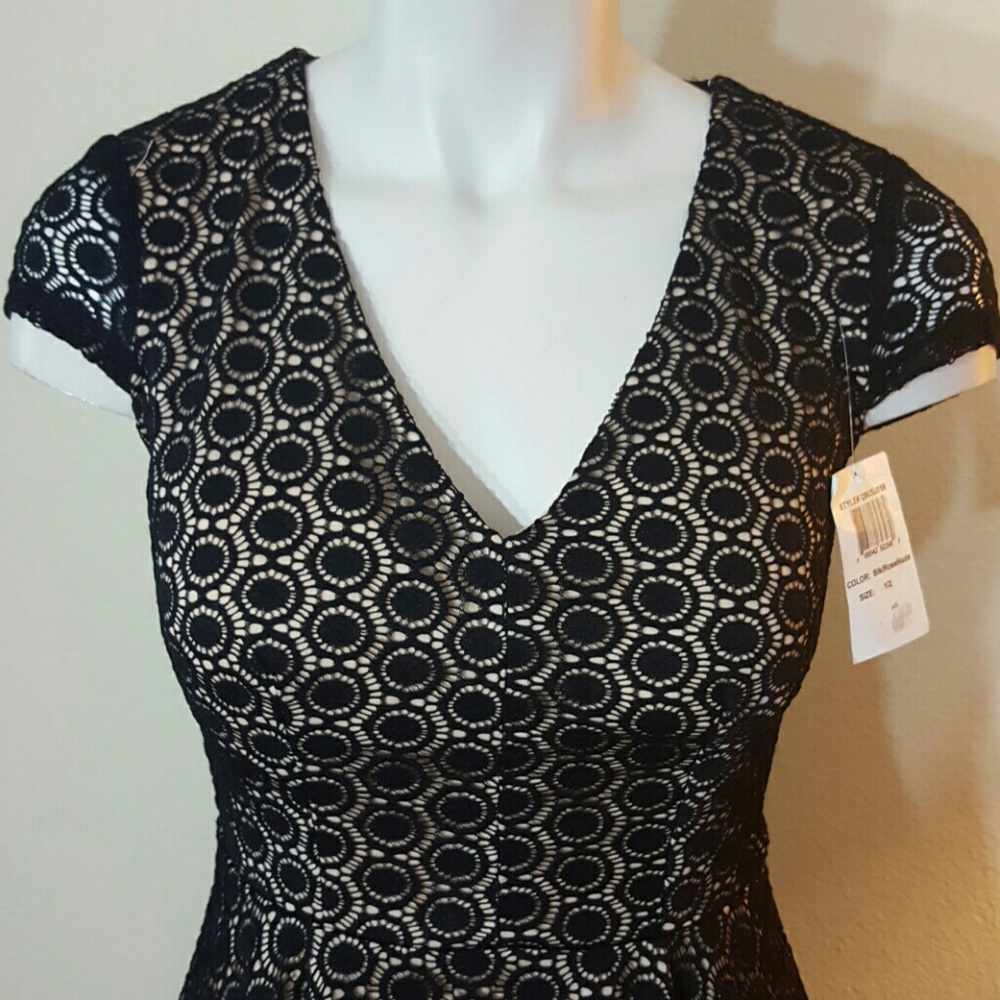 B. Darlin black lace nude v neck flare dress - Picture 2 of 6
