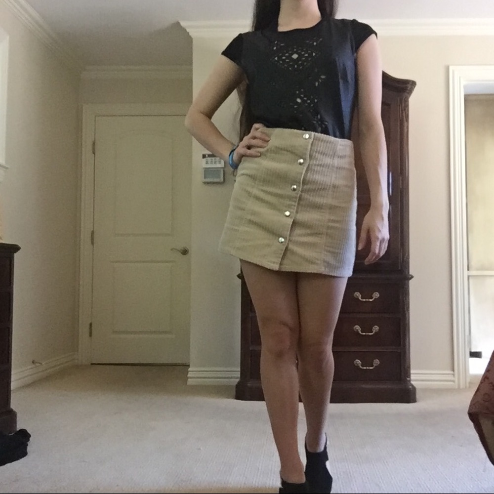 Karen Kane black shirt