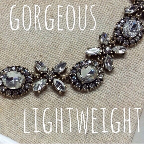 Jewelry | Crystal delicate xoxo necklace - Picture 4 of 4