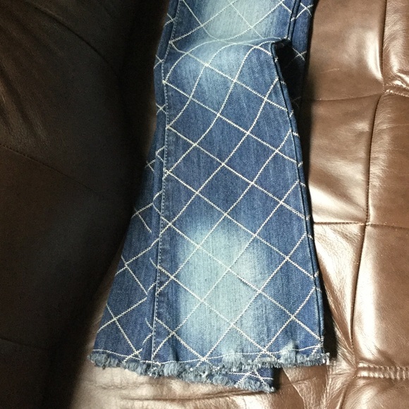 Almost Famous Premium Jeans Boot Cut Cross Stitch - Picture 2 of 8