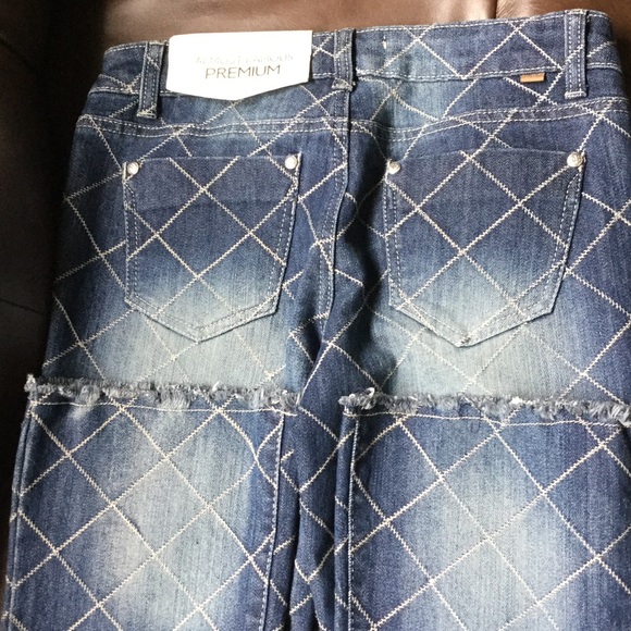 Almost Famous Premium Jeans Boot Cut Cross Stitch - Picture 4 of 8