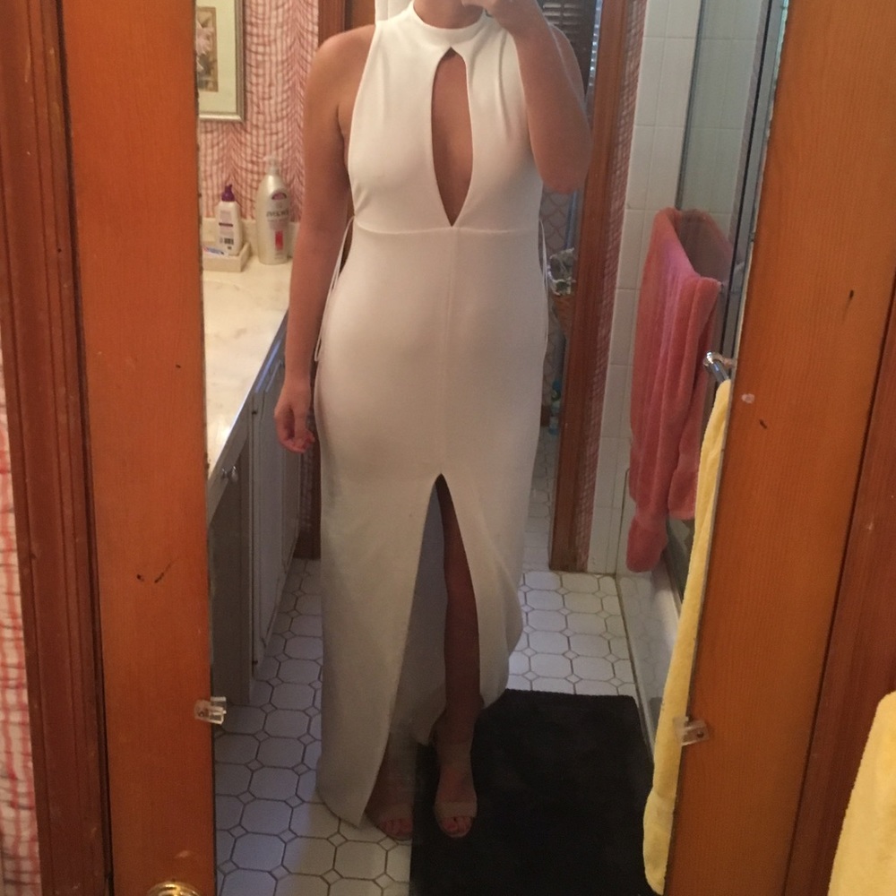 Solace London - Taegan Cutout Crepe Gown