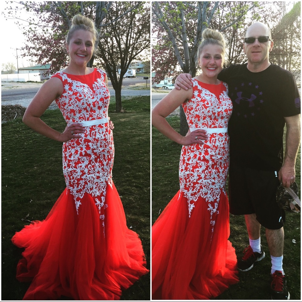Red lace trumpet dress size 10/12