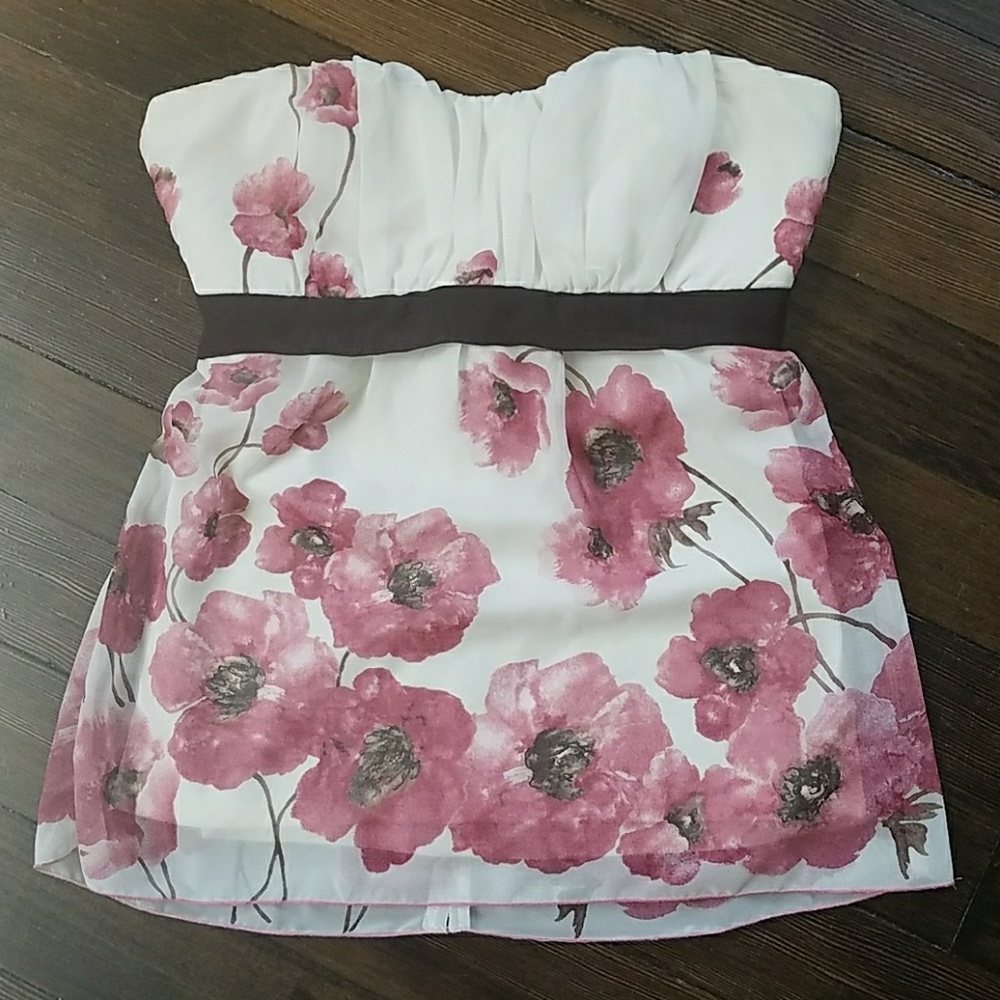 Floral strapless top