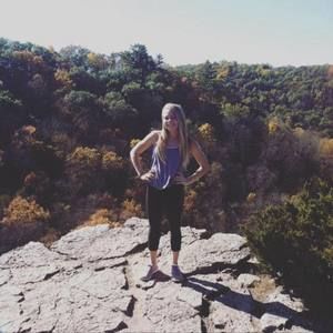 Meet your Posher, Lexi