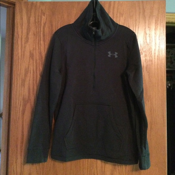 Under Armour Tops - 🖤🖤ua cozy black pullover 🖤🖤