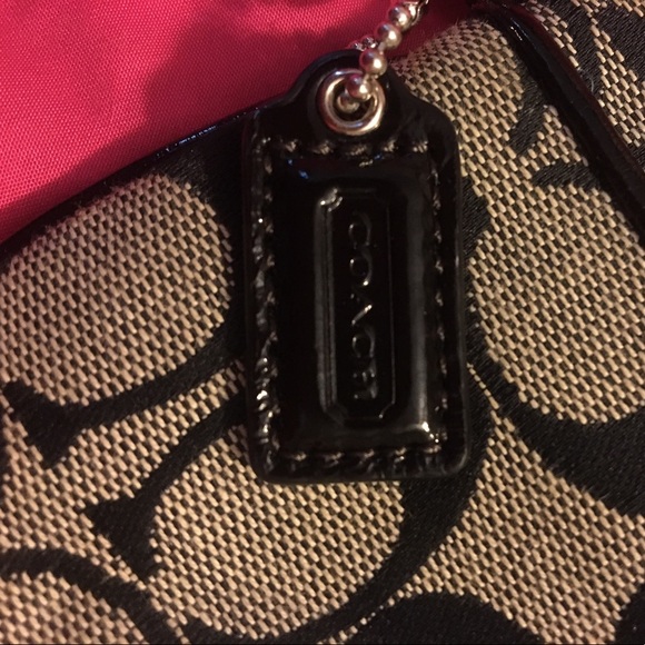 Coach wristlet - Picture 3 of 4