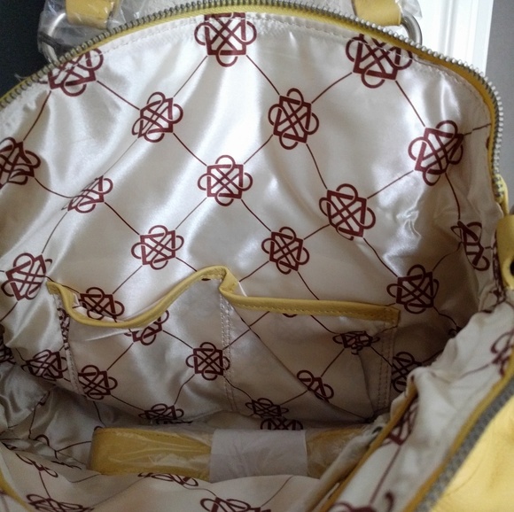 🎉Piazza Yellow  Italian Leather Satchel Handbag - Picture 2 of 6