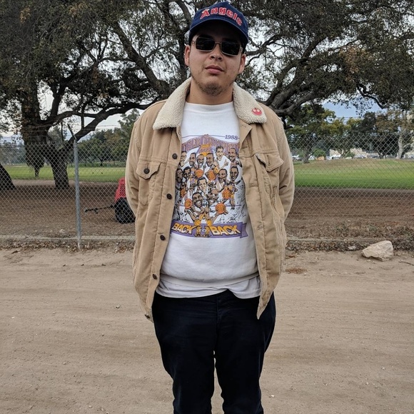 Meet your Posher, Jason - Picture 2 of 3