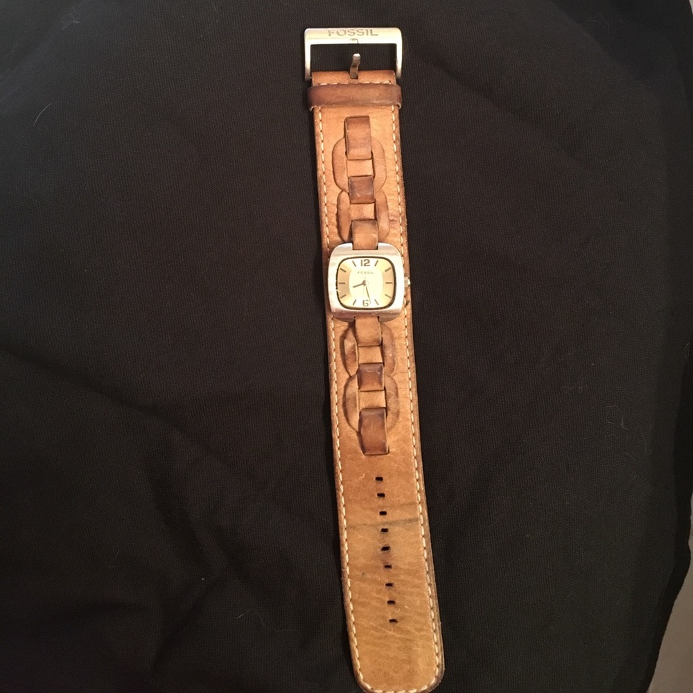 Tan leather Fossil watch