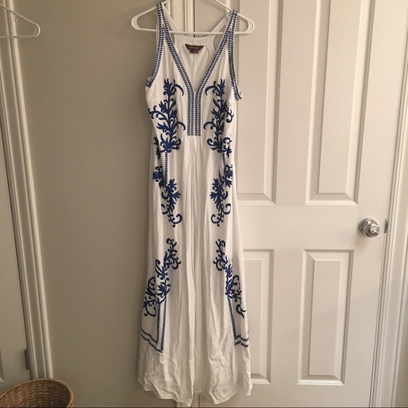 Anthro Ranna Gill Aska Embr Maxi - Picture 4 of 8