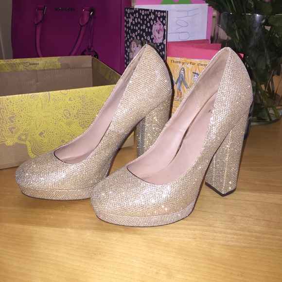 mix no.6 heels new *ONE DAY SALE* - Picture 3 of 4